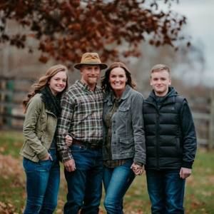 Meet your Posher, Michelle lee